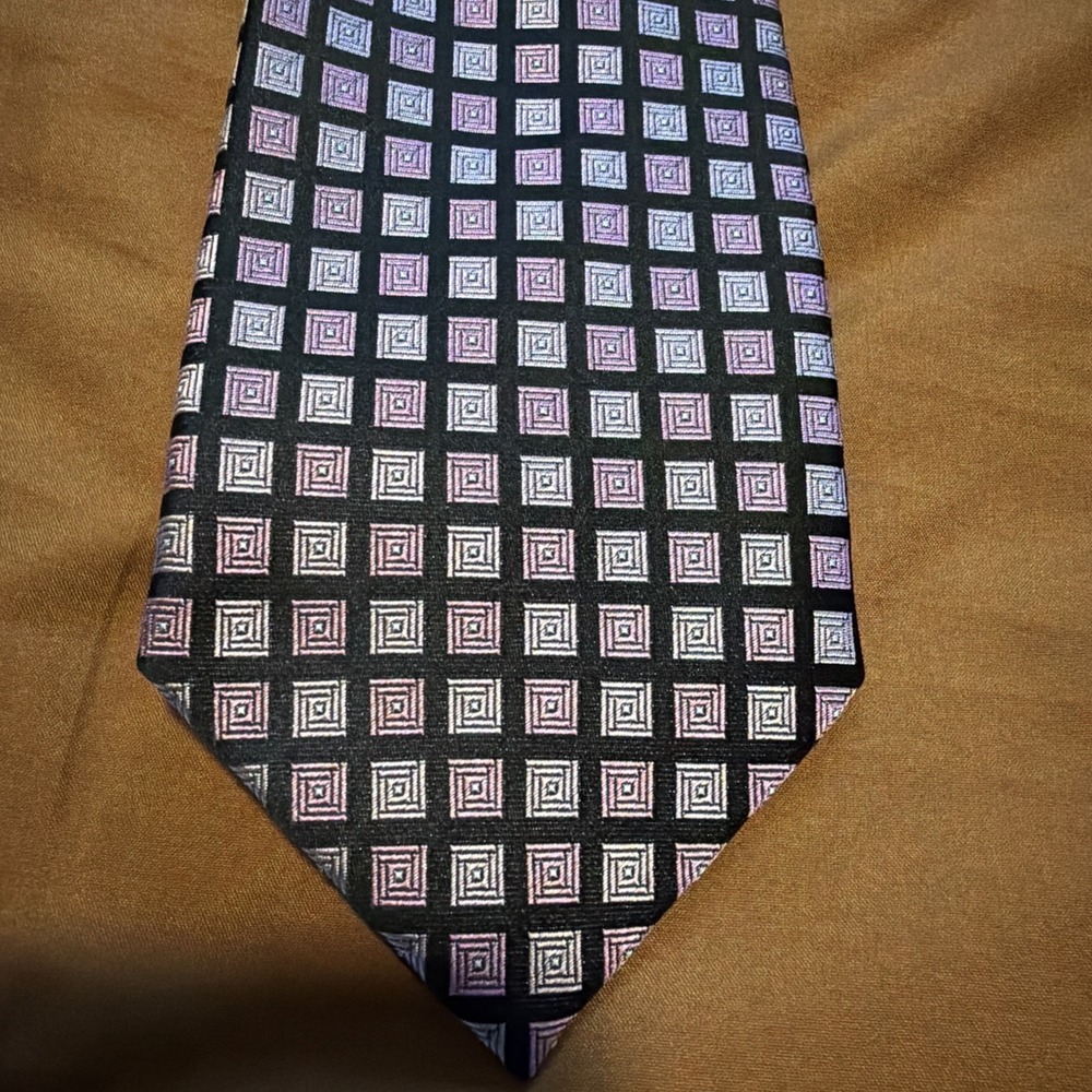 Donald J Trump Signature Collection Tie Mens One Size Pink Geometric 100% Silk
